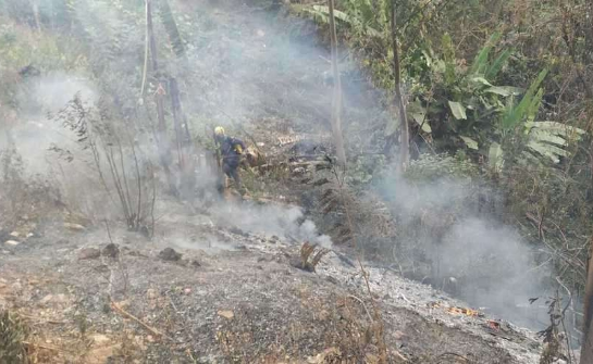 MINAS QUEIMA: BOMBEIROS COMBATEM DOIS NOVOS INCÊNDIOS NO ESTADO bombeiros23.png