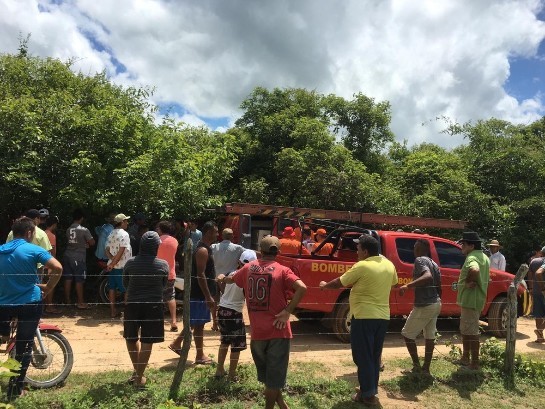 bombeiros-buscam-por-tatiane.jpg
