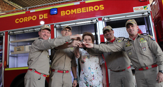 pinhais-.png