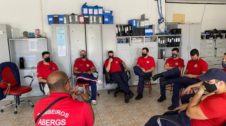 ABERGS visita 9º BBM em Tramandaí