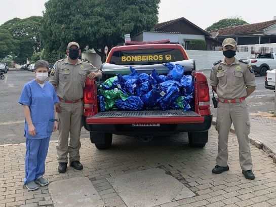 Paraná: Bombeiros doam brinquedos às crianças internadas na Santa Casa de Paranavaí santa-casa.jpg