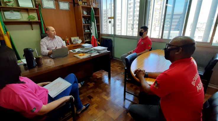 ABERGS entrega parecer técnico sobre o PLC 05/20 ao deputado Elton Weber