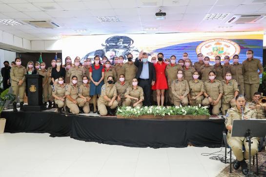 Ingresso de mulheres no Corpo de Bombeiros de Mato Grosso completa 20 anos e transforma ambiente culturalmente masculino governador-mauro-mendes-e-primeira-dama-virginia-mendes-participam-do-2-encontro-das-bombeiras-militares-de-mato-grosso-26.jpg