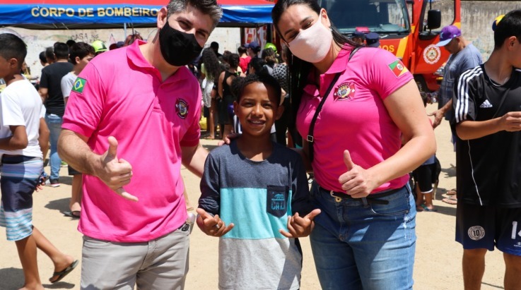 ABERGS participa de ação solidária organizada pelo CBMRS no Dia das Crianças