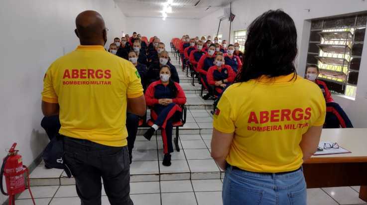 ABERGS é apresentada aos futuros Soldados do CBMRS