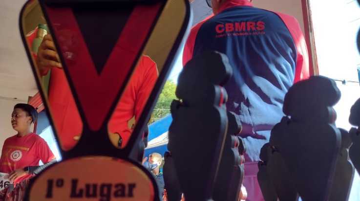 ABERGS participa da 1° Corrida do Bombeiro no Corpo de Bombeiros Militar de Rio Grande