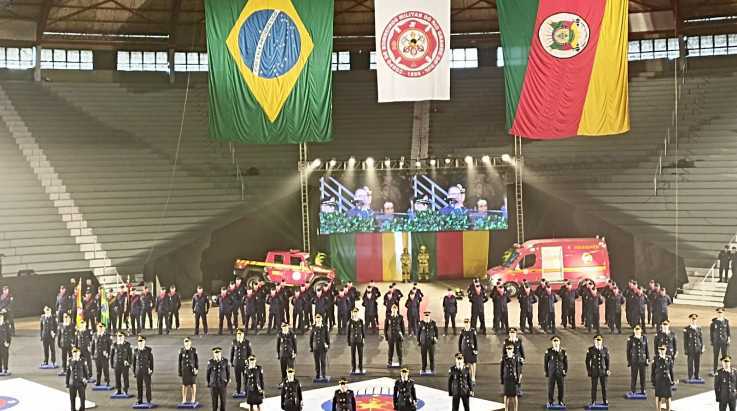 ABERGS participa de formatura de 53 novos Capitães do CBMRS