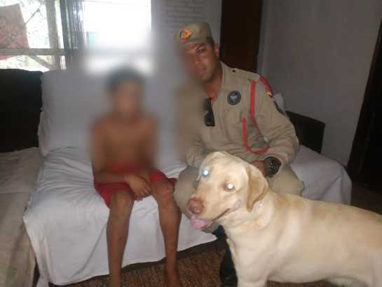 Criança é resgatada pelos bombeiros após ficar quase dois dias perdida em mata, em Hidrolândia crianca-que-estava-desaparecida-em-mata-ha-36-horas-e-encontrada-pelo-corpo-de-bombeiros.jpg
