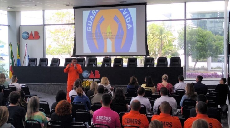ABERGS participa de seminário de enfrentamento ao comportamento suicida