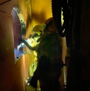 Casa pega fogo e bombeiros combatem chamas em Montes Claros whatsapp-image-2023-11-12-at-18.52.22.jpeg