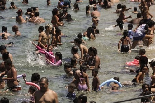 Com recordes de salvamentos, Corpo de Bombeiros antecipa operação Verão e aumenta efetivo nas praias whatsapp-image-2023-11-13-at-15.29.38.jpeg