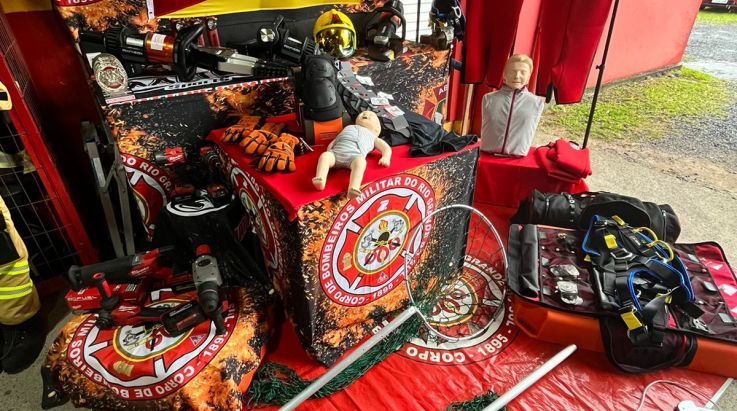 ABERGS prestigia evento de entrega de equipamentos ao CBM de Torres