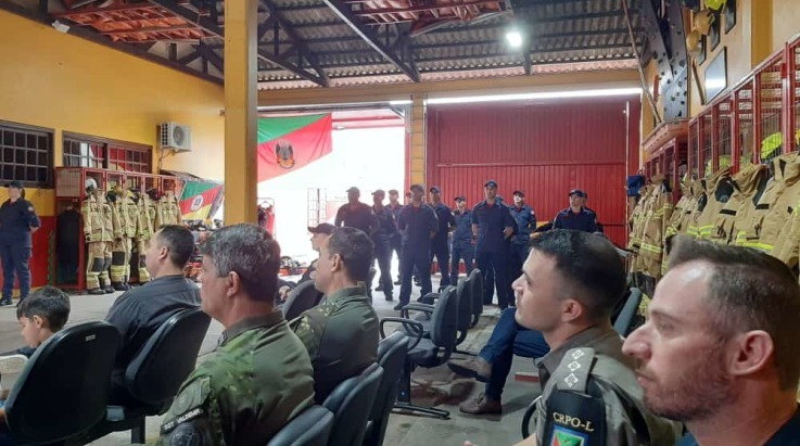 ABERGS prestigia evento de entrega de equipamentos ao CBM de Torres