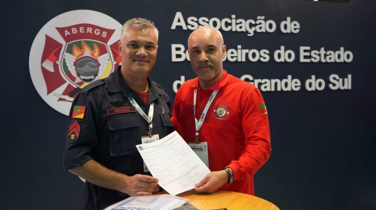 XXI SENABOM: ABERGS inicia comemoração dos 15 anos recebendo bombeiros militares de todo o Brasil