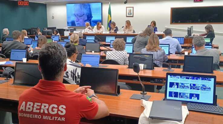 ABERGS em Brasília: coordenador França acompanha reunião sobre a proposta que inclui o serviço de resgate dos Bombeiros Militares nas ações do SUS