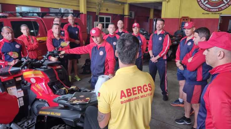 ABERGS visita militares que irão operar quadriciclos e motos aquáticas na Operação Verão 24/25