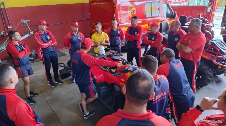 ABERGS visita militares que irão operar quadriciclos e motos aquáticas na Operação Verão 24/25