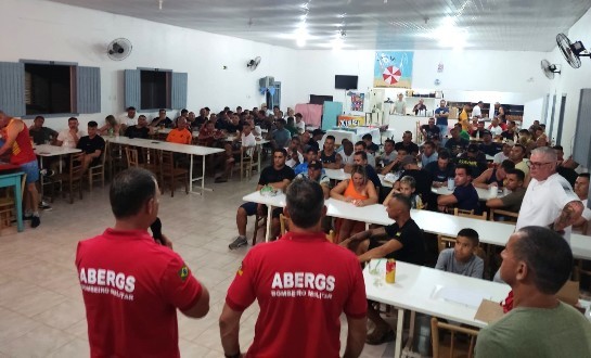 ABERGS inicia visitas aos Pelotões de Guarda-Vidas no Litoral Norte whatsapp-image-2024-02-08-at-07.02.21.jpeg