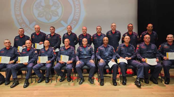 Dia Nacional do Bombeiro: ABERGS prestigia formatura do CBABM 2023/24