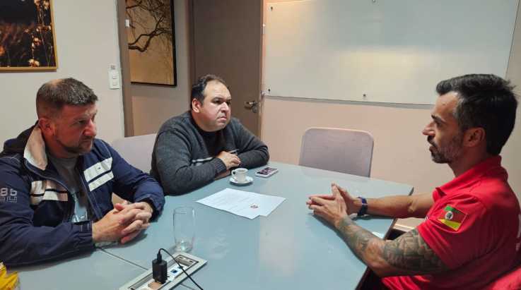 ABERGS recebe deputado estadual Dr. Thiago e trata sobre a instalação de uma Frente Parlamentar em Defesa do Bombeiro Militar