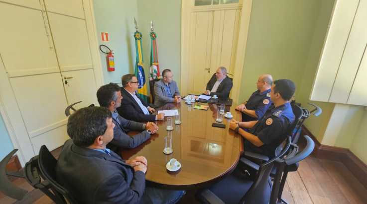 ABERGS vai até a Casa Civil para tratar da aplicação da LON e ampliação de efetivo no CBMRS