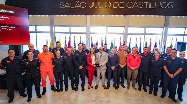 ABERGS participa de homenagem ao ex-Comandante-Geral do CBMRS