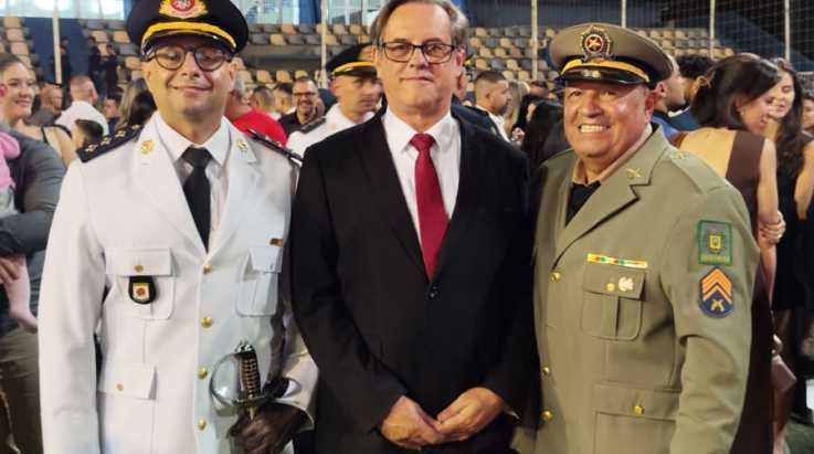 ABERGS prestigia formatura de 20 novos capitães do CBMRS em Porto Alegre
