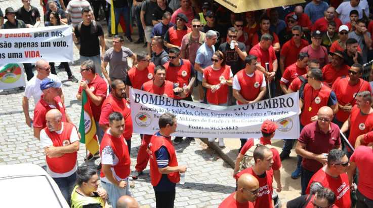 13 mil Militares reúnem-se em mobilização exigindo do Governo do Estado a retirada do pacote da Assembleia Legislativa