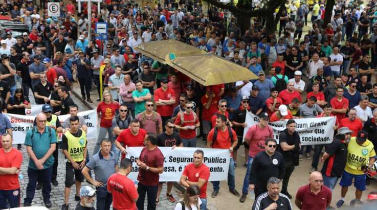 13 mil Militares reúnem-se em mobilização exigindo do Governo do Estado a retirada do pacote da Assembleia Legislativa