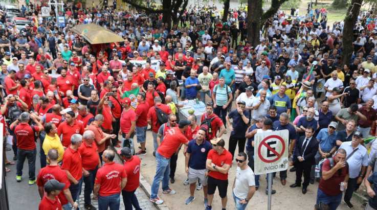 13 mil Militares reúnem-se em mobilização exigindo do Governo do Estado a retirada do pacote da Assembleia Legislativa