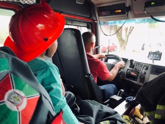 Criança deixa cartinha com pedido especial ao Corpo de Bombeiros de Criciúma crianca-deixa-cartinha-com-pedido-especial-ao-corpo-de-bombeiros-de-criciuma.jpg