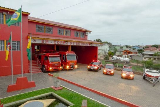 Corpo de Bombeiros de Rio Pardo completa 29 anos 17e00a501593c842fc4236f066936a601c1687ab5a46dcad173acef0b4c67958.jpg
