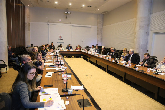 Paraná: Bombeiros batem recorde em número de licenciamentos normal-20191022-agb-reuniao4.jpg
