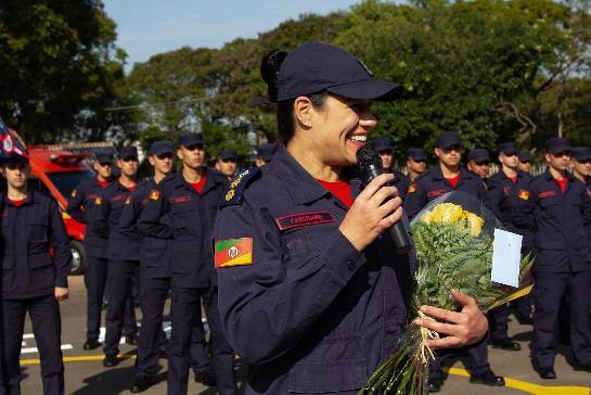 ABERGS parabeniza promoções e celebra marco histórico com a primeira Coronel do CBMRS cris1.jpg