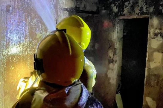Entorno: durante incêndio, bombeiros encontram cadáver de homem na cozinha bombeiros40.png