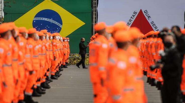 MG: Mulher é destaque na formatura de novos 504 soldados do Corpo de Bombeiros