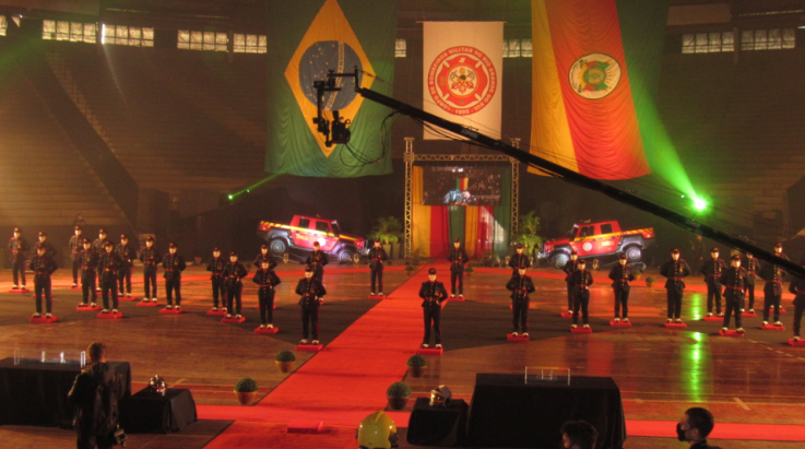 ABERGS participa de entrega de Espadins aos alunos Oficiais do CBMRS