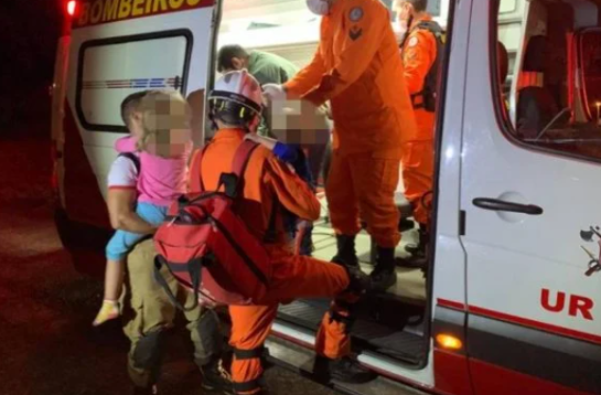 Bombeiros resgatam duas crianças em galpão incendiado na Asa Norte bombeirosasanorte-.png