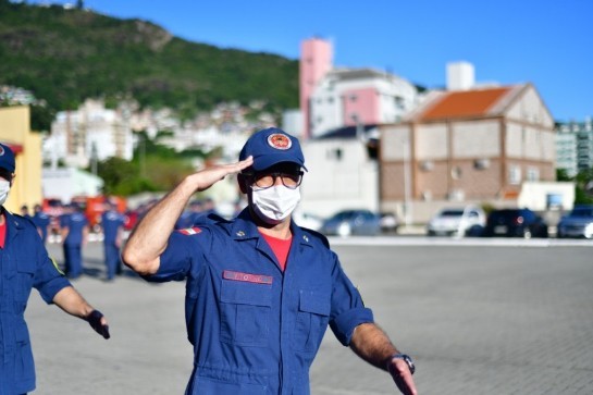 Criciúma: Sargento do Corpo de Bombeiros evita furto em residência no bairro Santa Bárbara sargento-do-corpo-de-bombeiros-evita-furto-em-residencia-no-bairro-santa-barbara.jpg