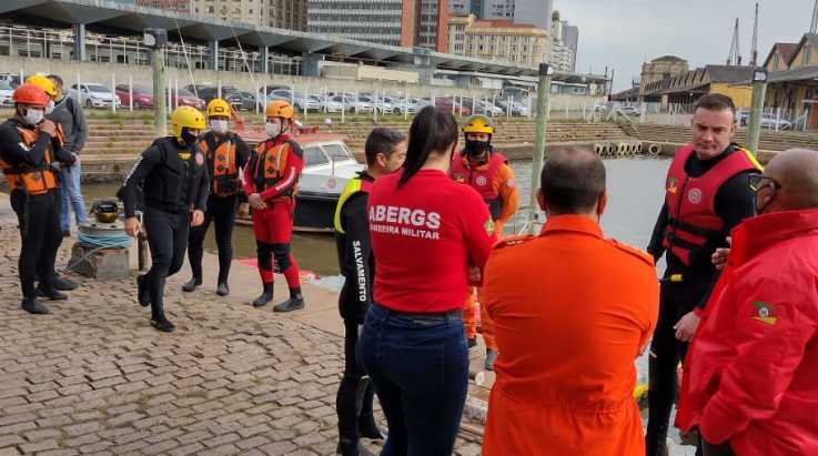 ABERGS acompanha treinamento de Força de Resposta Rápida do CBMRS