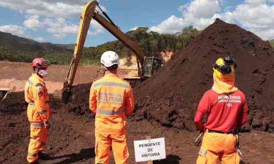 Brumadinho: bombeiros chegam à sétima estratégia de buscas por vítimas 20210512185916536449a.jpg