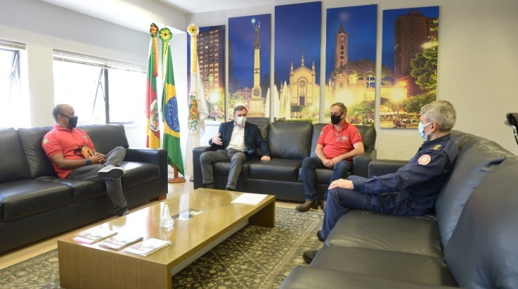 Coordenadores da ABERGS são recebidos pelo prefeito de Caxias do Sul