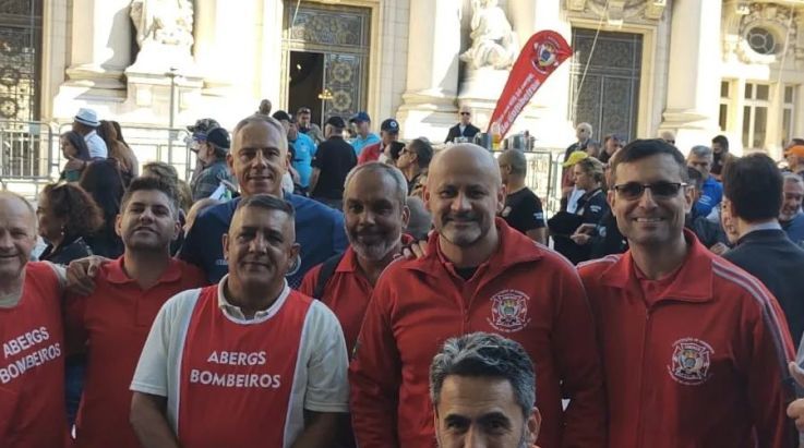 ABERGS agradece a presença de Oficiais e Praças Bombeiros Militares que estiveram em ato da segurança