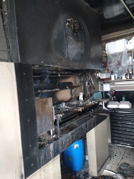 Criciúma: Incêndio em coifa de churrasqueira de restaurante movimenta bombeiros incendio-em-coifa-de-churrasqueira-de-restaurante-movimenta-bombeiros.jpg