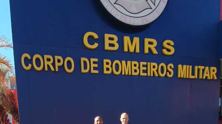 ABERGS participa de formatura alusiva ao Dia Nacional do Bombeiro Militar