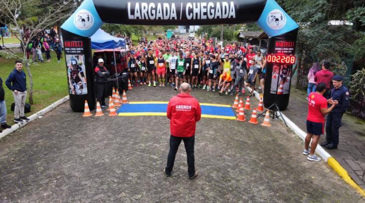 ABERGS prestigia 6° Corrida do Fogo do Corpo de Bombeiros de Taquara