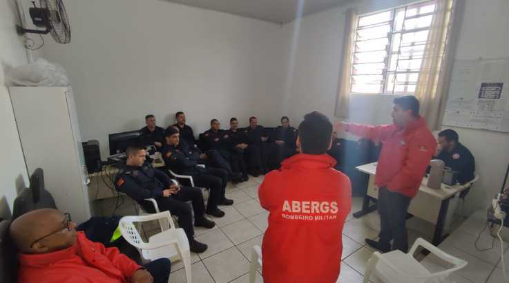 Na Semana de Prevenção, ABERGS confraterniza com Pelotões do 9° BBM