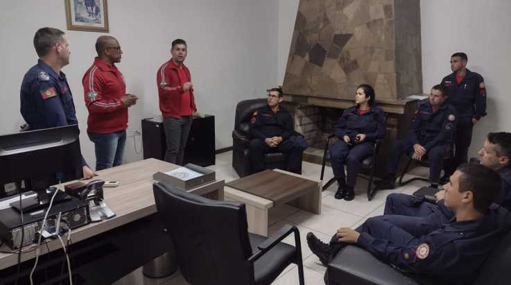ABERGS visita Corpo de Bombeiros Militar de São Gabriel