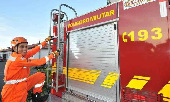 Cabo Carolina, do Corpo de Bombeiros, escreve história em Petrópolis cabo-carolina-maria-viriato-freitas-do-corpo-de-bombeiros-de-minas-gerais-1-137721.jpg