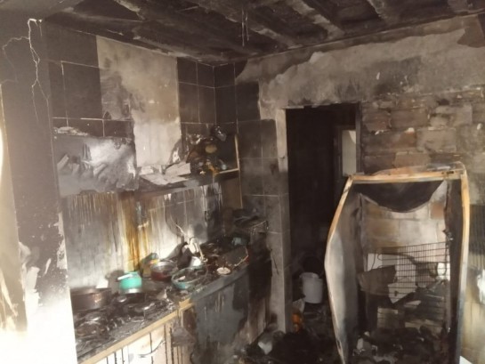 Homem é resgatado por bombeiros durante incêndio em Braço do Norte homem-e-resgatado-por-bombeiros-durante-incendio-em-braco-do-norte.jpg